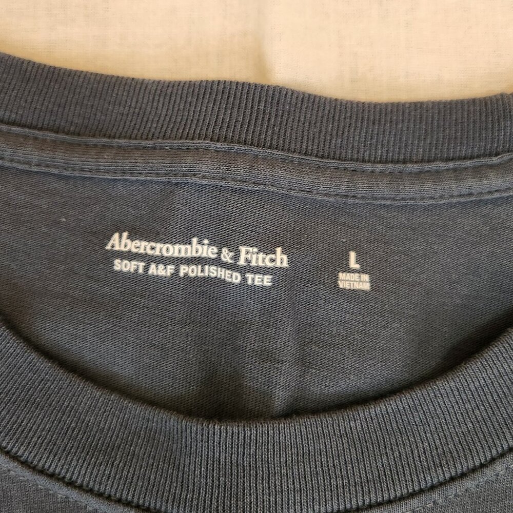 Men's Abercrombie and Fitch - T-shirt 6 pack - Size Large, Various Colors - Picture 10 of 15